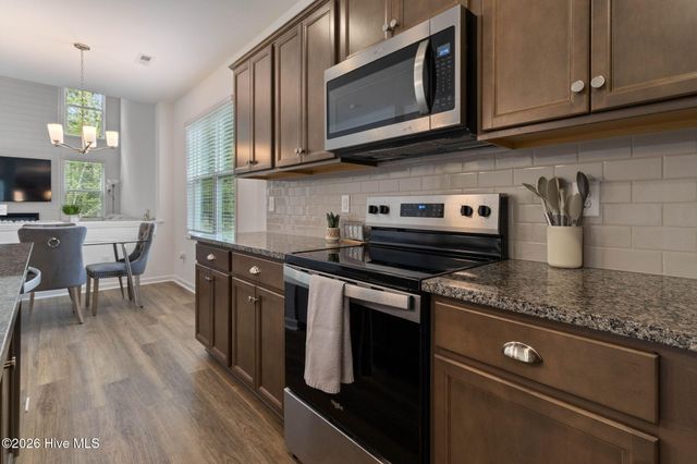 7414 Julius Drive NE, Leland, NC 28451