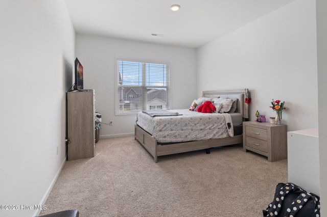 7414 Julius Drive NE, Leland, NC 28451