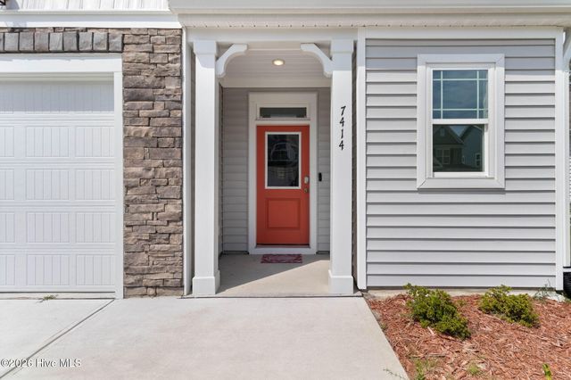 7414 Julius Drive NE, Leland, NC 28451