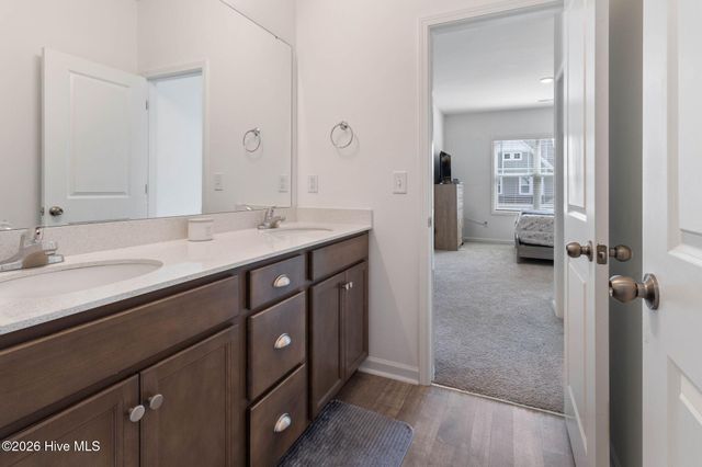 7414 Julius Drive NE, Leland, NC 28451