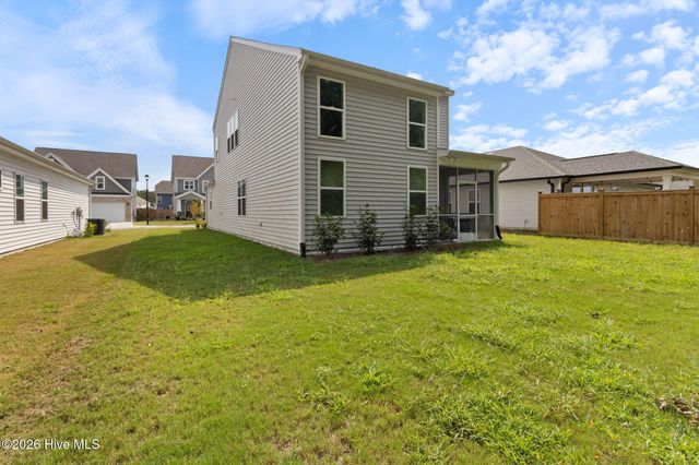 7414 Julius Drive NE, Leland, NC 28451