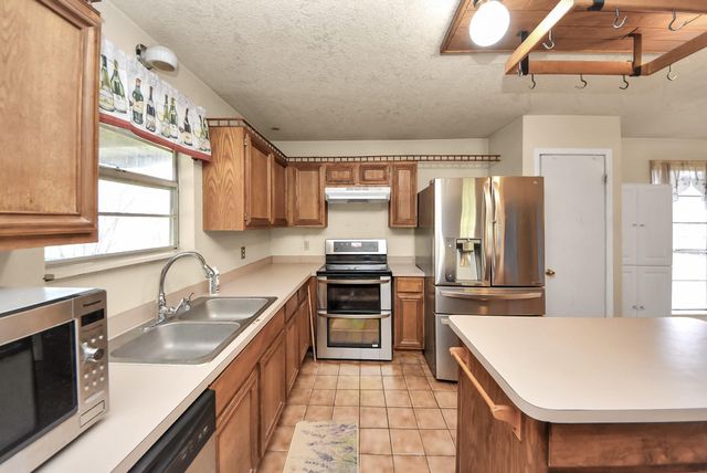 16622 Water Oak Drive, Channelview, TX 77530