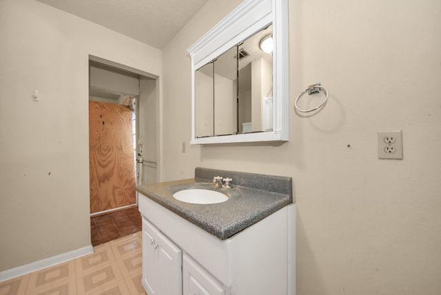 16622 Water Oak Drive, Channelview, TX 77530