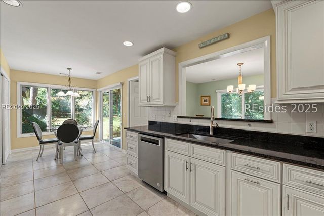 2 Sherman Dr, Hilton Head Island, SC 29928