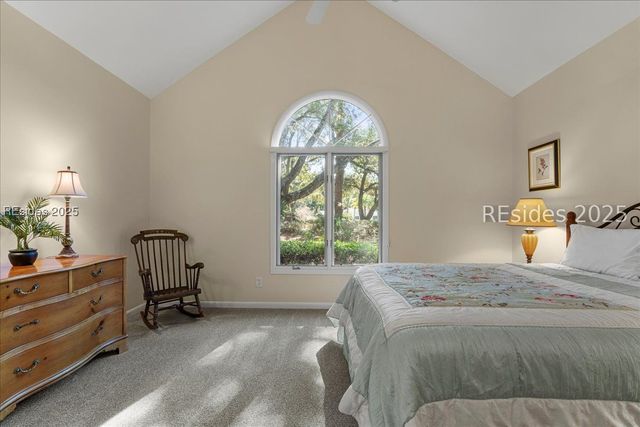 2 Sherman Dr, Hilton Head Island, SC 29928