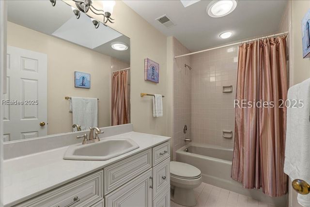 2 Sherman Dr, Hilton Head Island, SC 29928