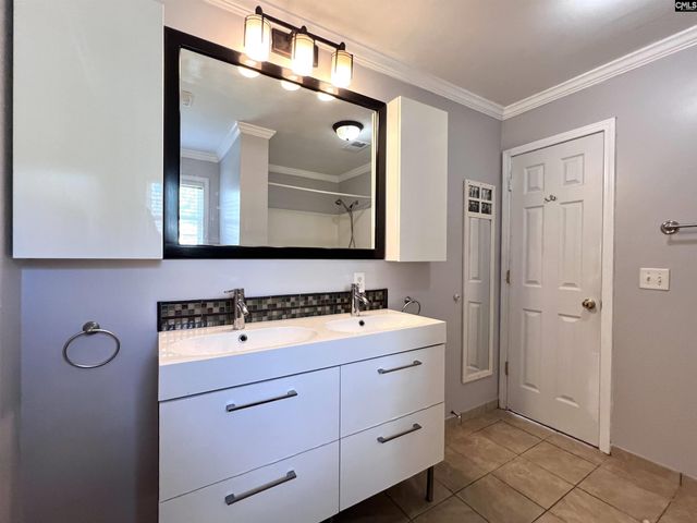 216 Elders Pond Drive, Columbia, SC 29229