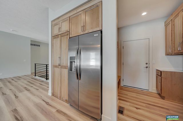 8701 Labrador Court, Lincoln, NE 68520