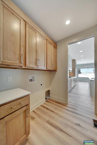 8701 Labrador Court, Lincoln, NE 68520