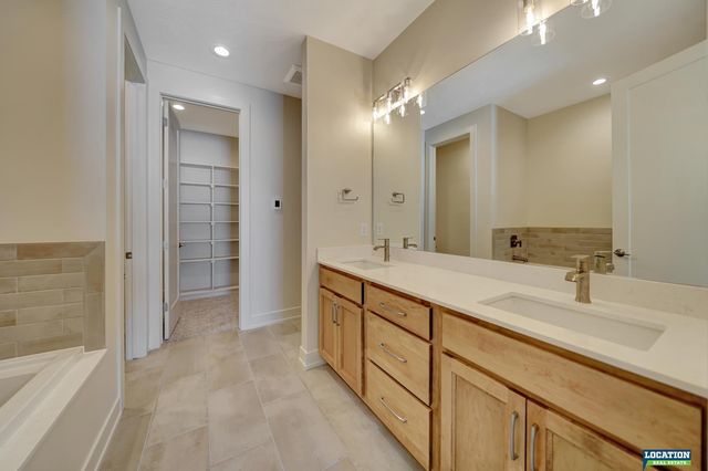 8701 Labrador Court, Lincoln, NE 68520