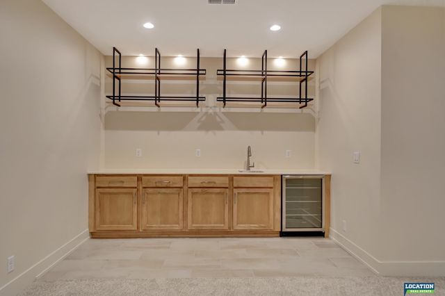 8701 Labrador Court, Lincoln, NE 68520