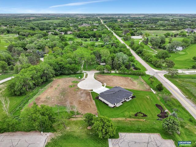 8701 Labrador Court, Lincoln, NE 68520