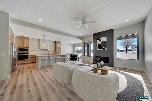 8701 Labrador Court, Lincoln, NE 68520