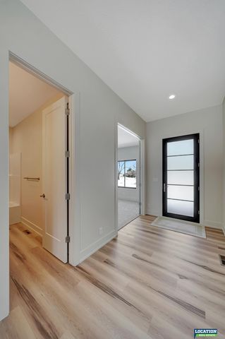 8701 Labrador Court, Lincoln, NE 68520