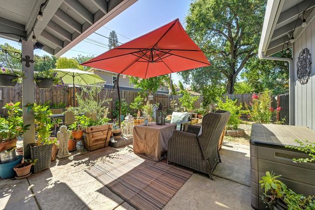 5112 Kovanda Ave, Carmichael, CA 95608