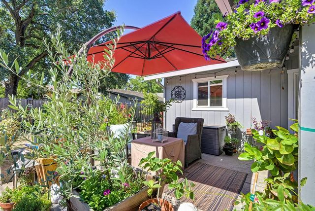 5112 Kovanda Ave, Carmichael, CA 95608