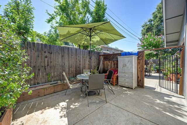 5112 Kovanda Ave, Carmichael, CA 95608