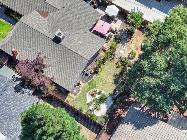 5112 Kovanda Ave, Carmichael, CA 95608