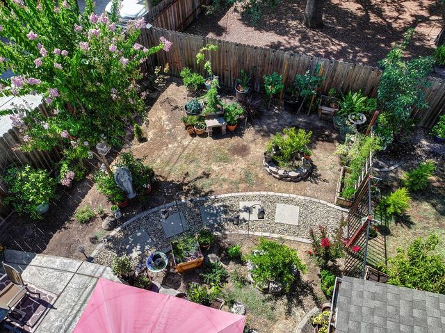 5112 Kovanda Ave, Carmichael, CA 95608