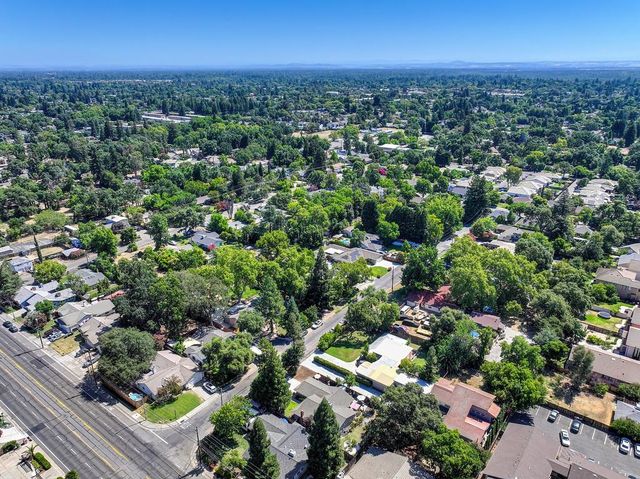 5112 Kovanda Ave, Carmichael, CA 95608