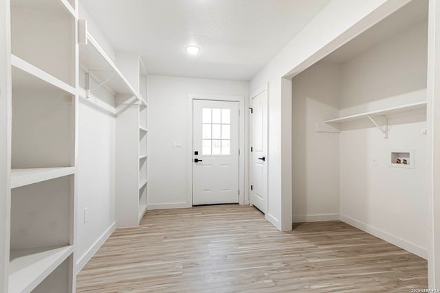 235 Bank, San Antonio, TX 78204