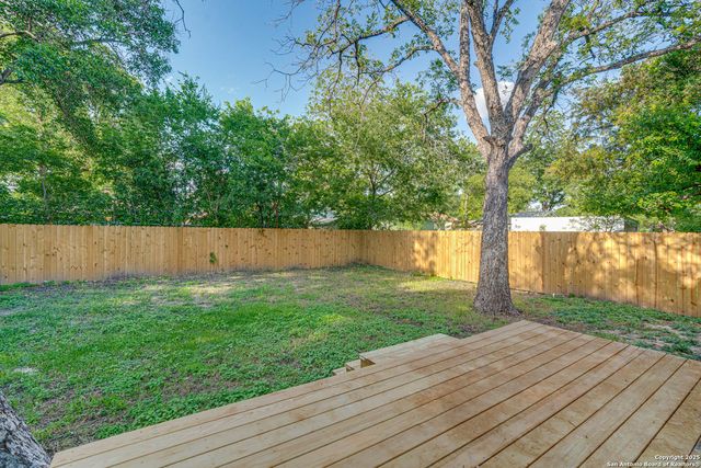 235 Bank, San Antonio, TX 78204