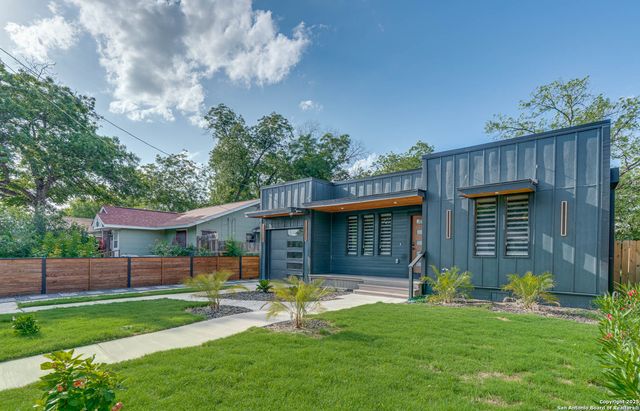 235 Bank, San Antonio, TX 78204