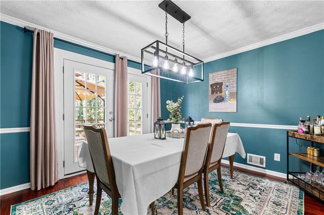 3044 Periwinkle Drive, Snellville, GA 30078