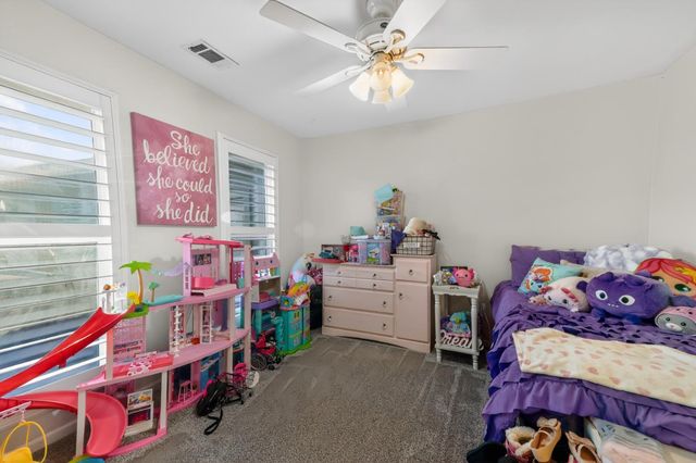21286 E Meza Ln, Linden, CA 95236