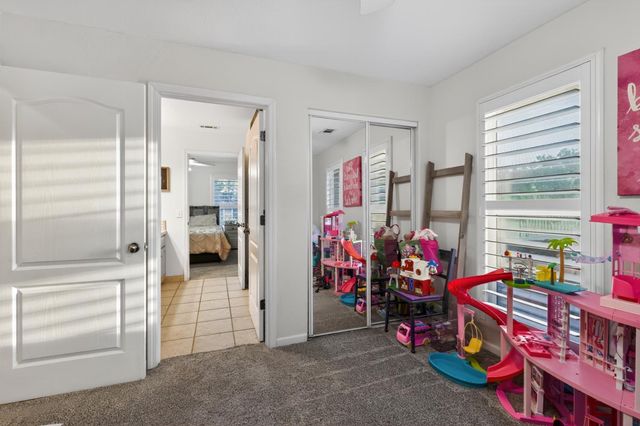 21286 E Meza Ln, Linden, CA 95236