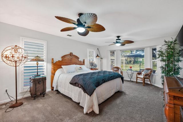21286 E Meza Ln, Linden, CA 95236