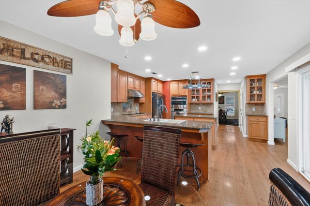 21286 E Meza Ln, Linden, CA 95236