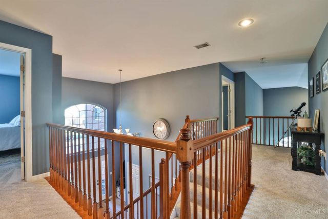 10716 Carolina Pines Drive, Harrison, OH 45030