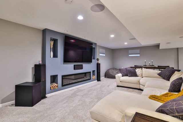 10716 Carolina Pines Drive, Harrison, OH 45030