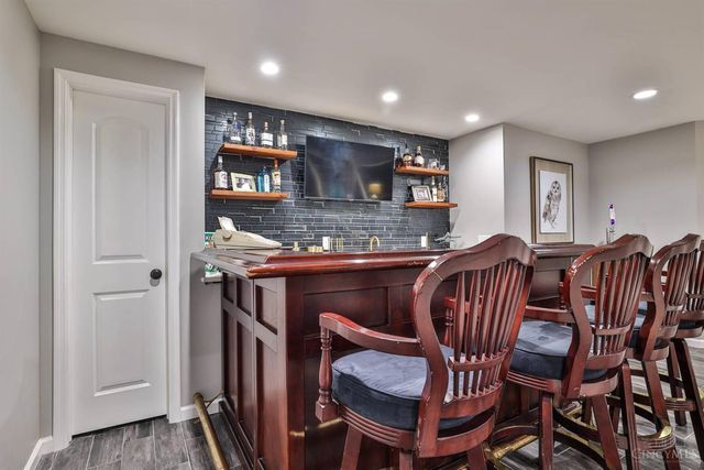 10716 Carolina Pines Drive, Harrison, OH 45030