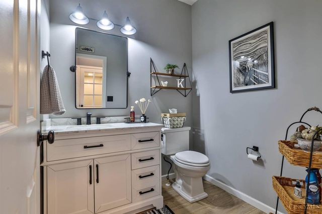 10716 Carolina Pines Drive, Harrison, OH 45030