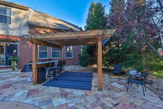 10716 Carolina Pines Drive, Harrison, OH 45030