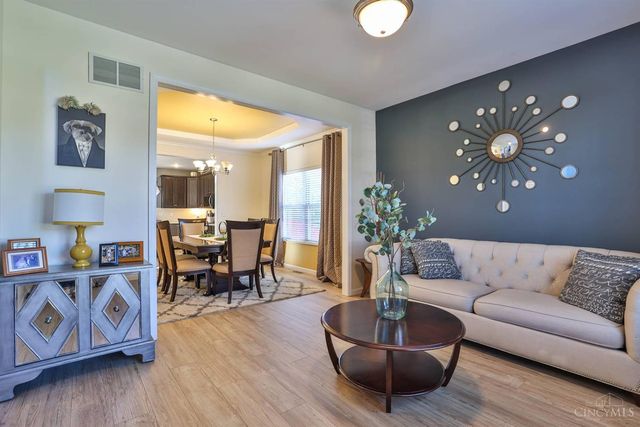 10716 Carolina Pines Drive, Harrison, OH 45030