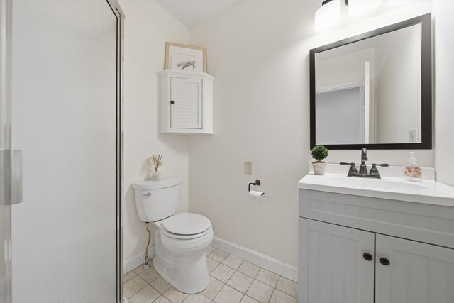39 E Main St, Merrimac, MA 01860
