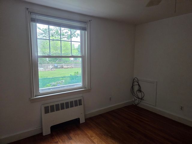 1004 Belmont St 1, Watertown, MA 02472