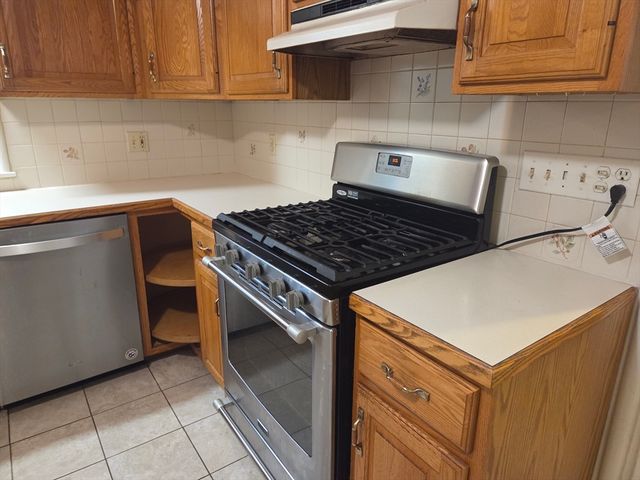 1004 Belmont St 1, Watertown, MA 02472