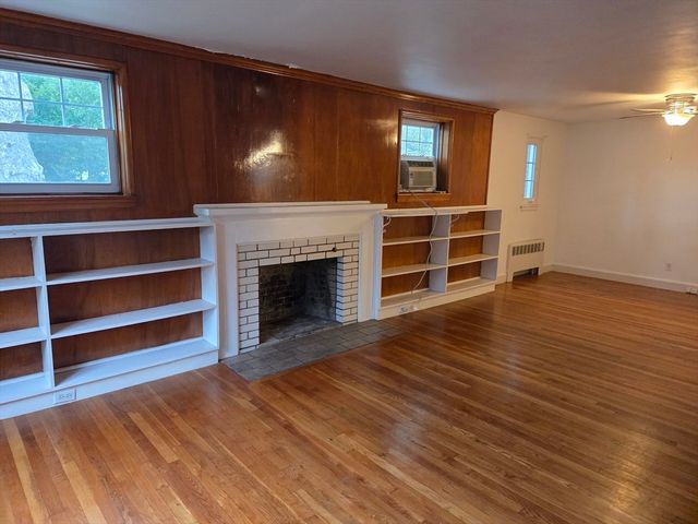 1004 Belmont St 1, Watertown, MA 02472