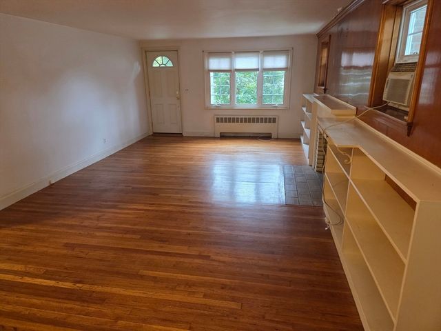 1004 Belmont St 1, Watertown, MA 02472