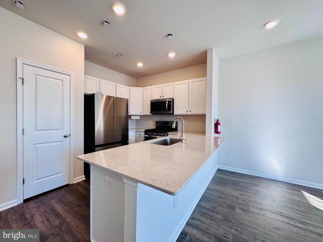 28 NELSONS WAY, Westampton, NJ 08060