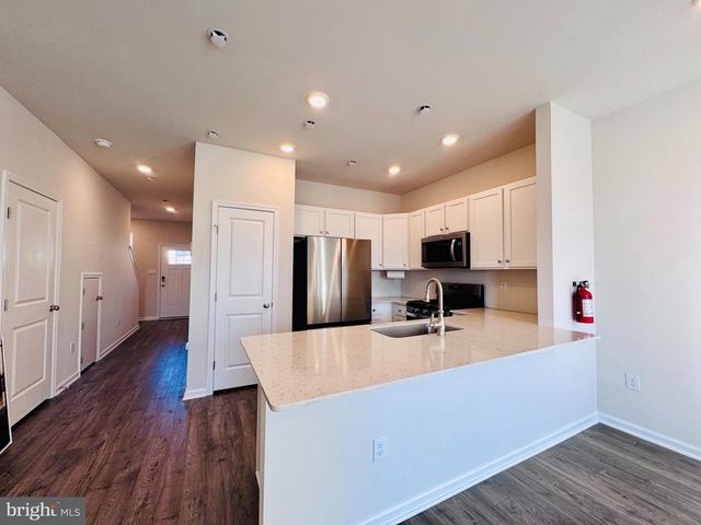 28 NELSONS WAY, Westampton, NJ 08060