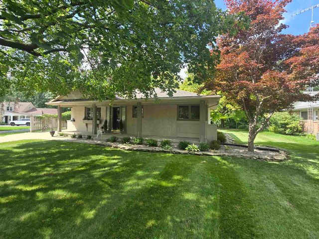 816 Campbell Drive, Owosso, MI 48867