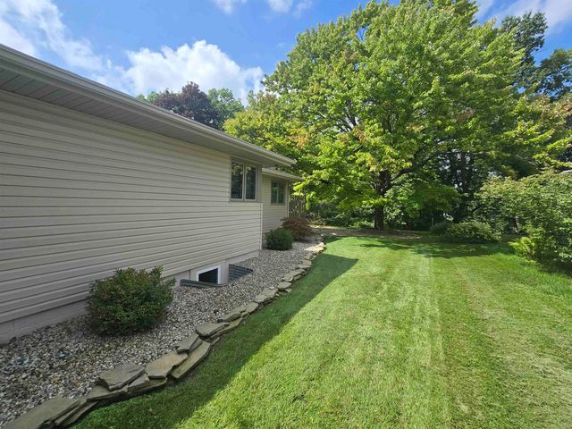 816 Campbell Drive, Owosso, MI 48867