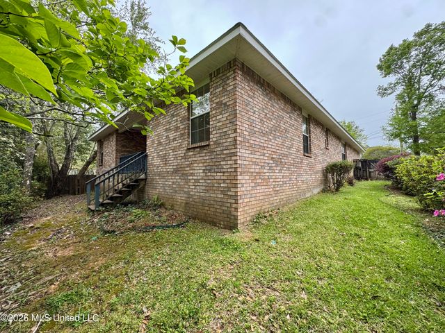 84118 Lola Drive, Diamondhead, MS 39525