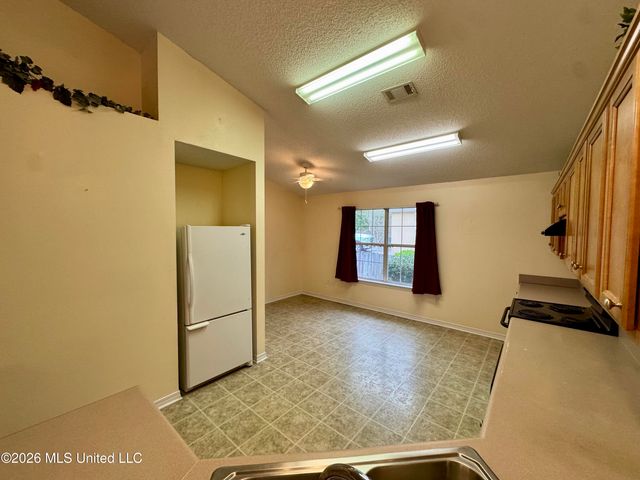 84118 Lola Drive, Diamondhead, MS 39525