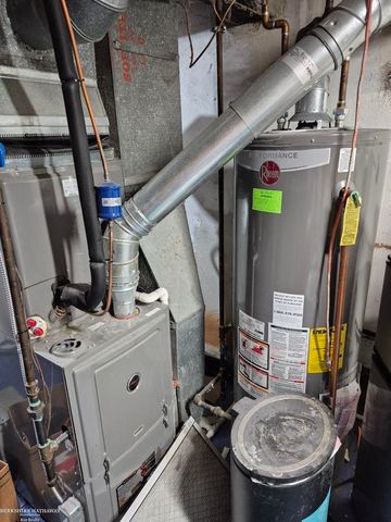 24837 Curie Street, Warren, MI 48091